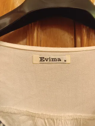Chaquetilla Evima blanca bordada