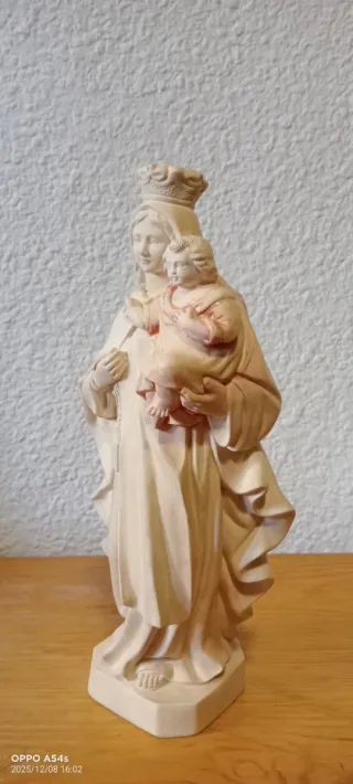 Virgen del Carmen en escayola