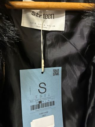 Chaqueta con pelo de Stradivarius en talla S