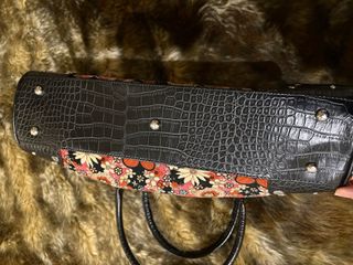 Bolso Lollipops floral con hebilla