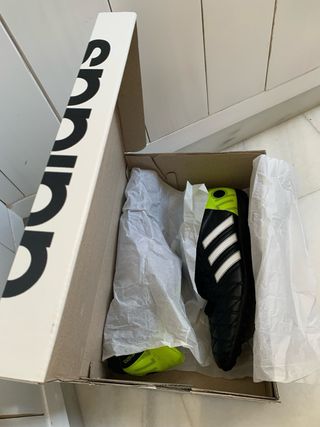 Botas de fútbol Adidas Talla 39 1/3