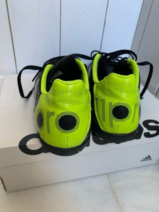 Botas de fútbol Adidas Talla 39 1/3