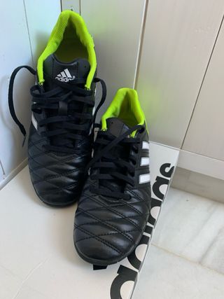 Botas de fútbol Adidas Talla 39 1/3