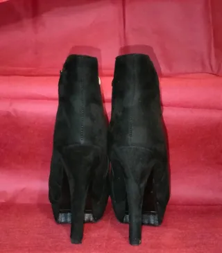 Tronchetti camoscio tacco 11cm plateau n.35