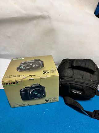 Cámara Fujifilm Finepix SL260 14MP 26x Zoom