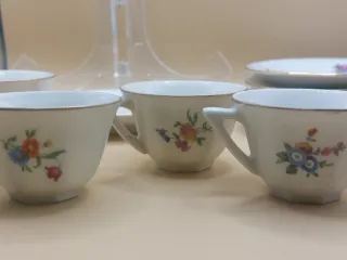 Set di tè in miniatura in porcellana - vari modelli