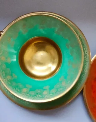 Set di 2 tazze e piatti Art Deco