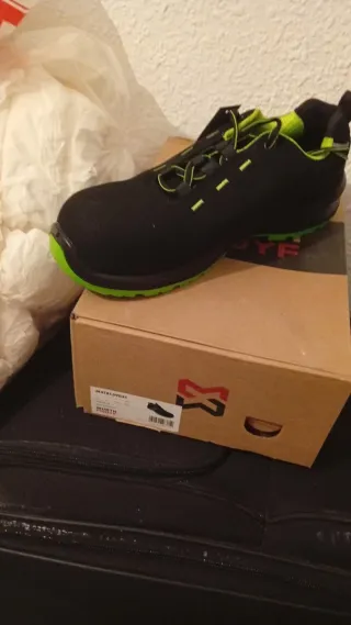 Zapatillas de seguridad Würth negras y verdes