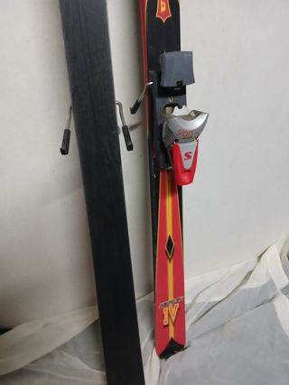 Esquís Merlin IV USA