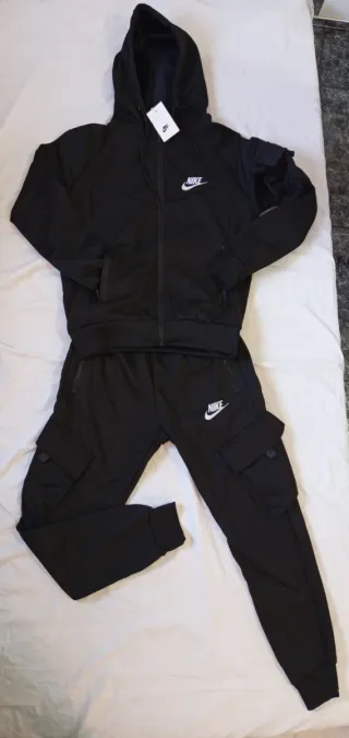 Conjunto Chándal Nike Negro y Azul