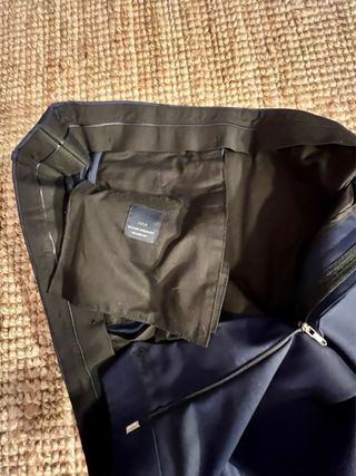 Traje de vestir azul oscuro para hombre