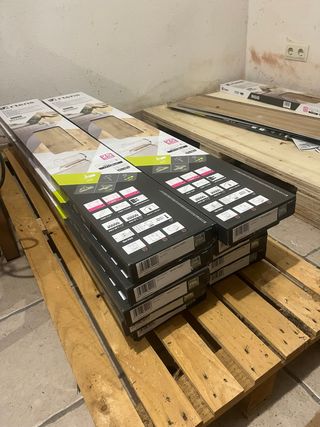 10 Cajas Suelo Vinílico Clic 15m² modelo Zaragoza