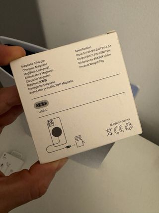 Caricabatterie magnetico per iPhone