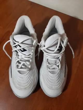 Nike Giannis Immortality 4 Scarpe da Ginnastica