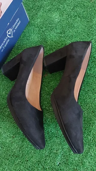 Zapatos CHAMBY tacón ancho negro T.39