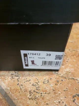 Botas Refresh taupe talla 39