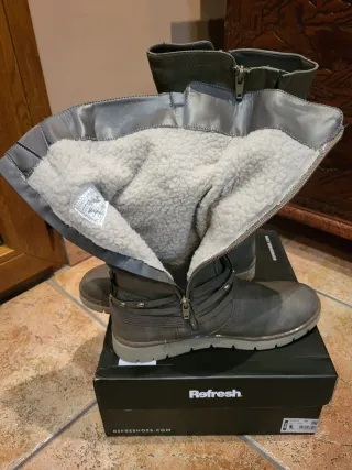 Botas Refresh taupe talla 39