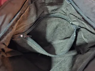 Bolso Negro con Diseño Blanco