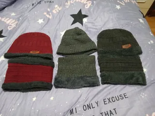 Gorros de invierno azul y gris