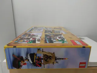 LEGO 10320 Eldorado Fortress (Icons)