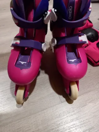 Patines Oxelo rosas talla 28-30 + protecciones