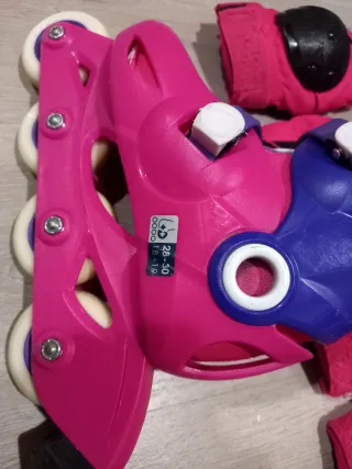 Patines Oxelo rosas talla 28-30 + protecciones