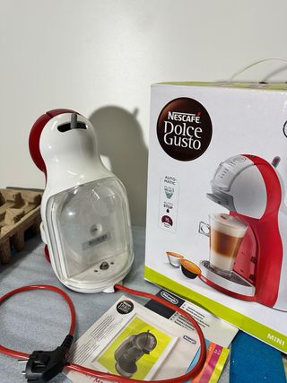 Cafetera Dolce Gusto Mini Me DeLonghi Roja