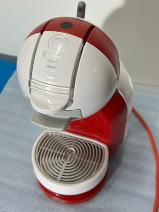 Cafetera Dolce Gusto Mini Me DeLonghi Roja