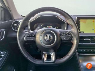 MG HS 1.5T Luxury DCT