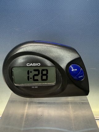 Reloj despertador de viaje CASIO DQ-583