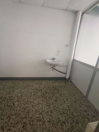 Local comercial en venta en Cerdanyola en Mataró