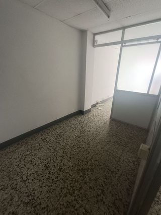 Local comercial en venta en Cerdanyola en Mataró