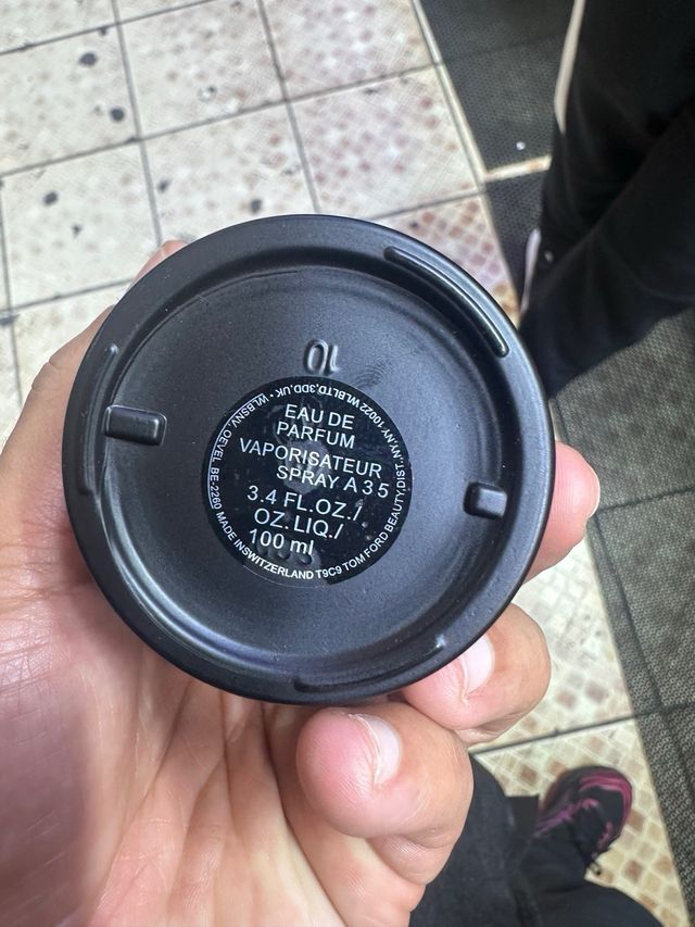 Perfume Tom Ford Ombré Leather Negro