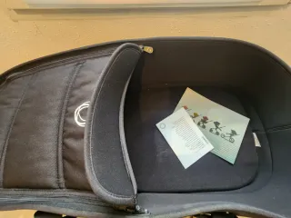 Capazo, cubrecapazo y colchón Bugaboo Bee5