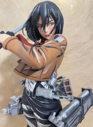 Figura Mikasa Ackerman Ataque a los Titanes
