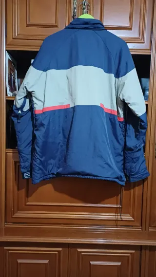 Chaqueta acolchada  "Pacific Motion" Quartz Serie