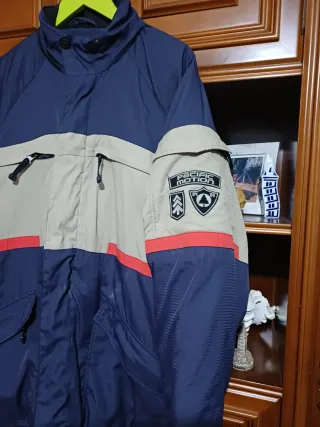 Chaqueta acolchada  "Pacific Motion" Quartz Serie