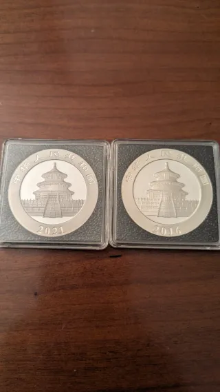 Monedas Panda Plata 2016 y 2021