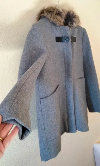 Abrigo paño niña Zara capucha pelo