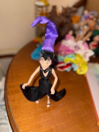 Muñeca Porcelana Disney Yzman . Cuzco