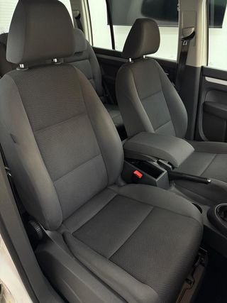 VOLKSWAGEN Touran 1.6 TDI 105cv Advance