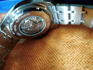 Reloj Duward Automático Suizo Negro/Dorado