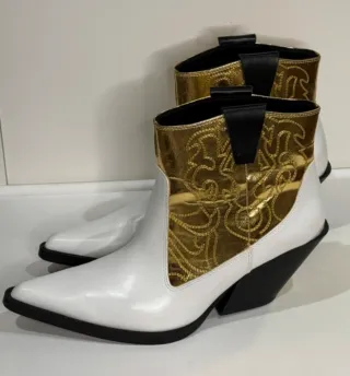 Botines Zara Blanco y Dorado Piel