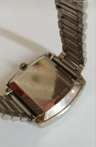 Reloj Helvetia Beat Master automático, funcionando