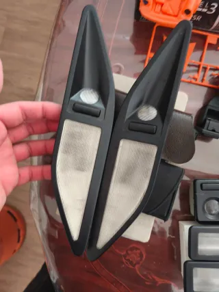 Parasoles, luces y agarraderas negras de BMW e39