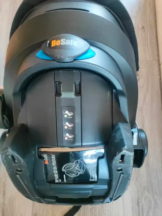 Silla coche Besafe con funda y espejo