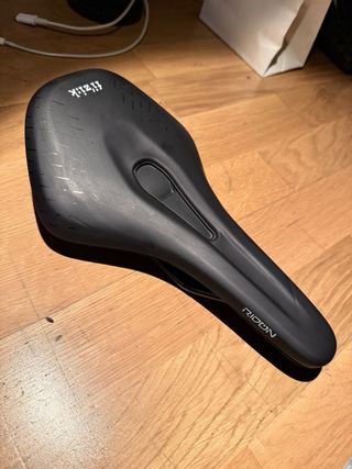 Sillín Fizik Terra Raidon