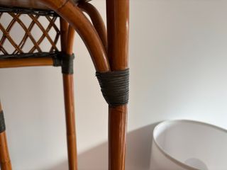 Perchero de ratán estilo francés