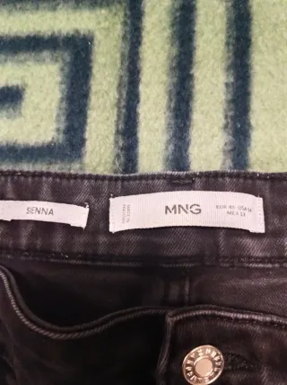 Pantalón vaquero Mango mujer negro