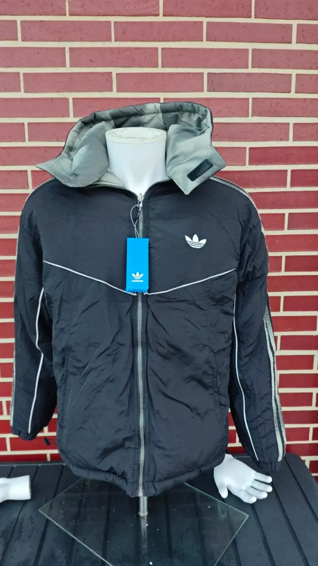 Chaqueta Adidas Reversible Gris y Negra
